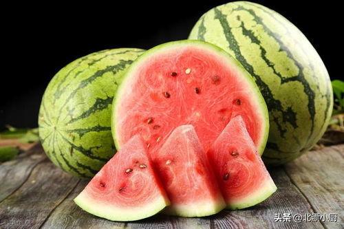 吃瓜聊什么最好,揭秘热门话题背后的趣味与深度