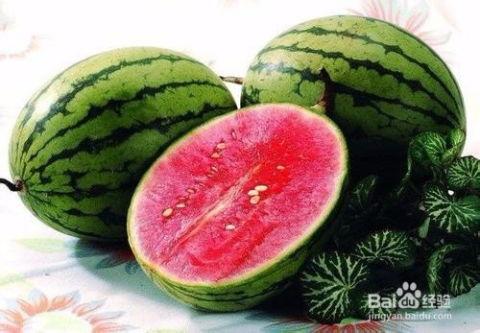 吃瓜动作多,揭秘吃瓜动作背后的趣味与智慧