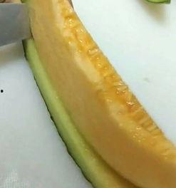 吃蜜瓜幼儿可以吃吗,适宜与否的探讨