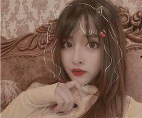 歪歪女主播吃瓜