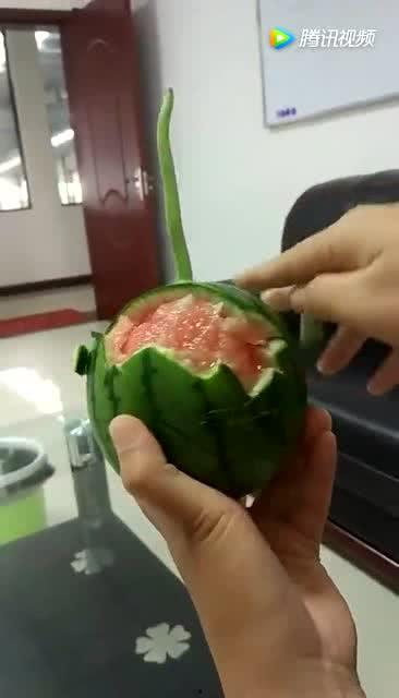 剥着吃的瓜,尽享夏日清凉——剥着吃的瓜